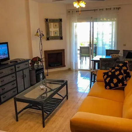 Apartment Flat Sleeps 4 With Pool And Terrace *