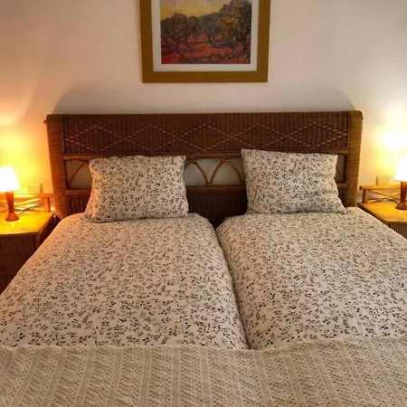 Flat Sleeps 4 With Pool And Terrace Apartment