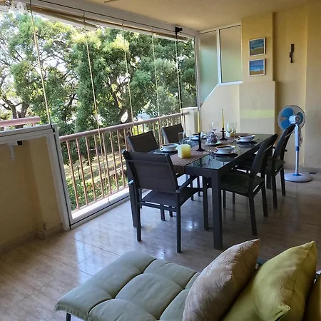 Flat Sleeps 4 With Pool And Terrace Apartment